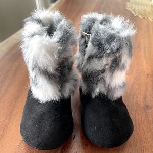 Stuart Weitzman Girl Fur Boots